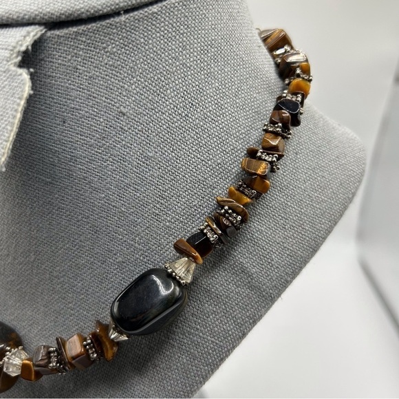 Genuine Tiger's Eye Genuine Stone Beaded Necklace with Silver Tone Spacers 17" - Picture 6 of 11